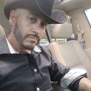 Meet your Posher, Omar